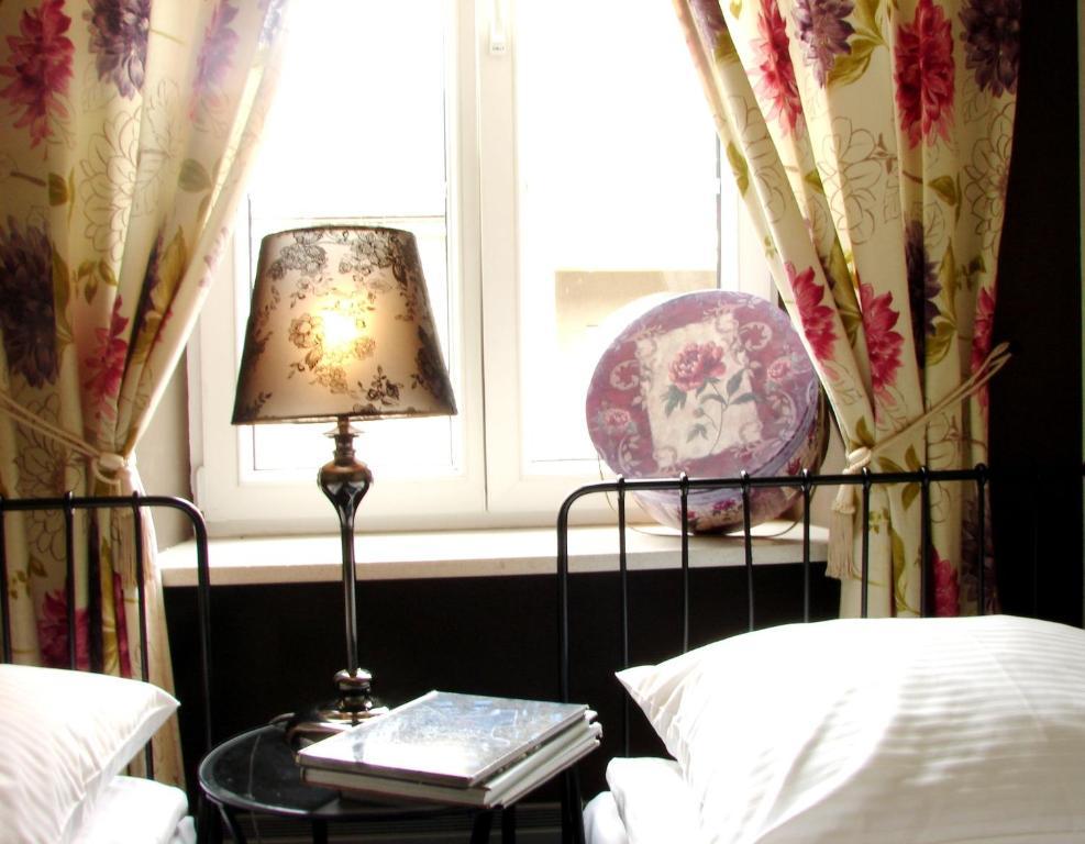 Chmielna Guest House Варшава Номер фото