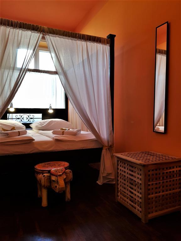 Chmielna Guest House Варшава Экстерьер фото